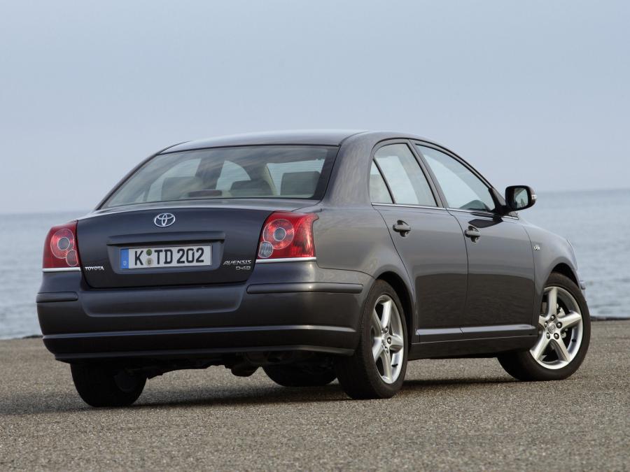  Toyota Avensis Sedan 2006 года  (фото 12 из 113)